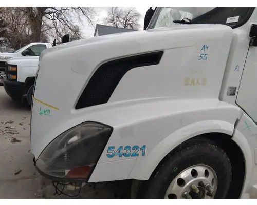 VOLVO VNL HOOD