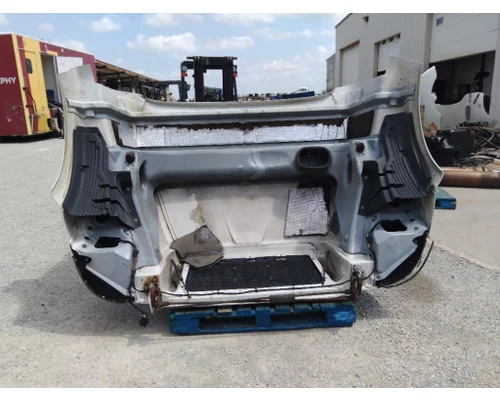 VOLVO VNL HOOD