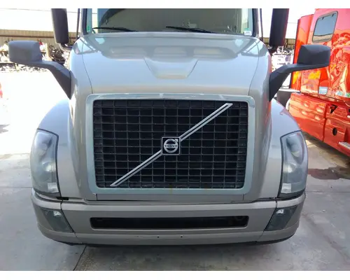 VOLVO VNL HOOD