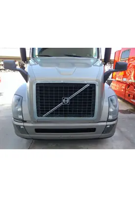 VOLVO VNL HOOD