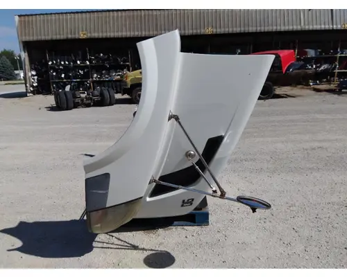 VOLVO VNL HOOD