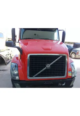VOLVO VNL HOOD