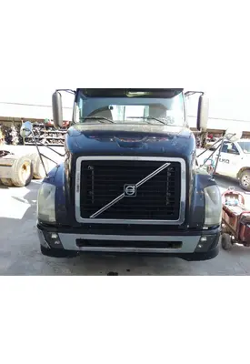VOLVO VNL HOOD