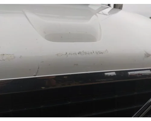 VOLVO VNL HOOD