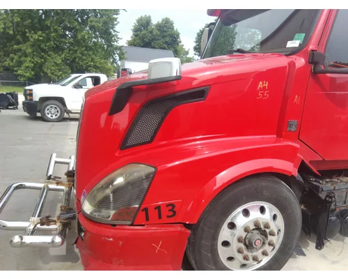 VOLVO VNL HOOD