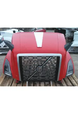 VOLVO VNL HOOD