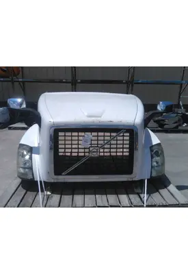 VOLVO VNL HOOD