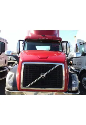 VOLVO VNL HOOD