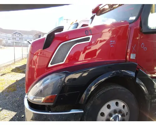 VOLVO VNL HOOD