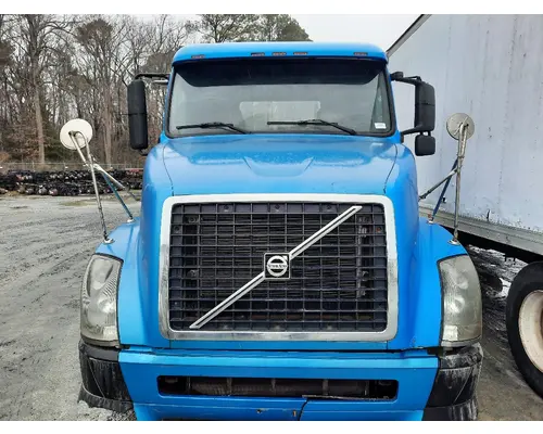 VOLVO VNL HOOD