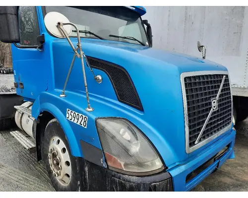VOLVO VNL HOOD