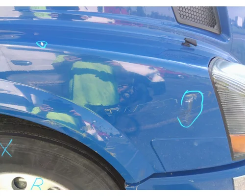 VOLVO VNL HOOD