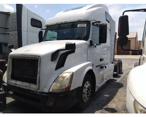 VOLVO VNL HOOD