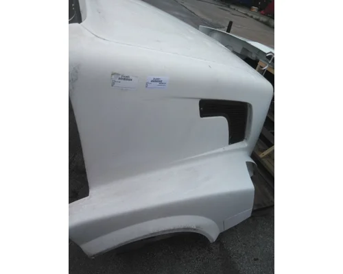 VOLVO VNL HOOD