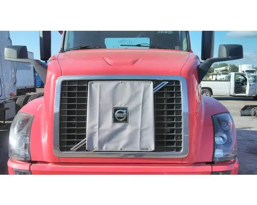 VOLVO VNL HOOD