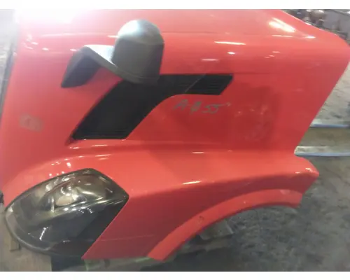 VOLVO VNL HOOD