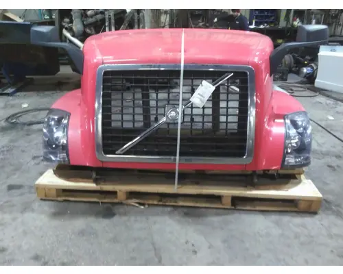 VOLVO VNL HOOD