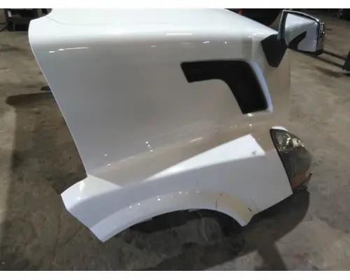 VOLVO VNL HOOD