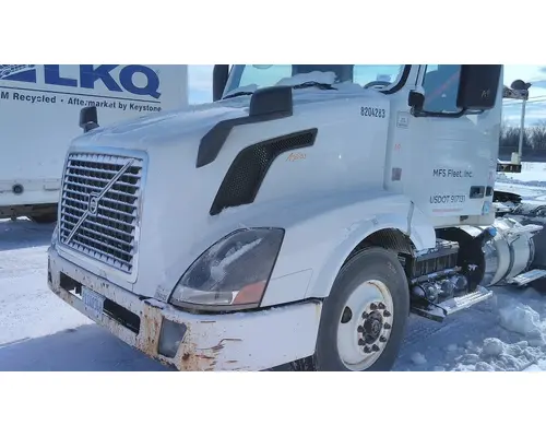 VOLVO VNL HOOD