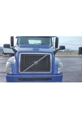 VOLVO VNL HOOD