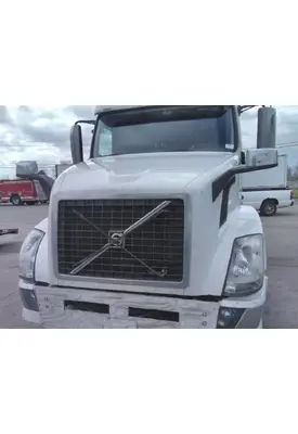 VOLVO VNL HOOD