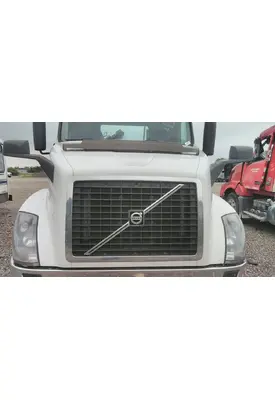 VOLVO VNL HOOD