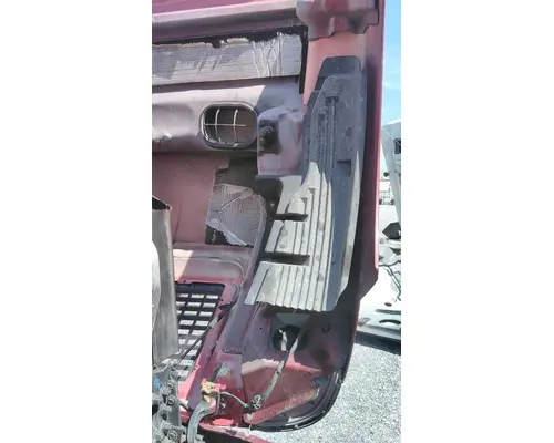 VOLVO VNL HOOD
