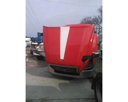 VOLVO VNL HOOD