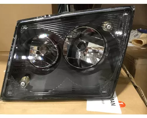 VOLVO VNL Headlamp Assembly