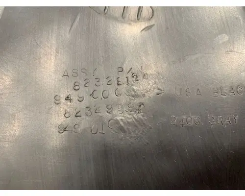 VOLVO VNL Headlamp Assembly