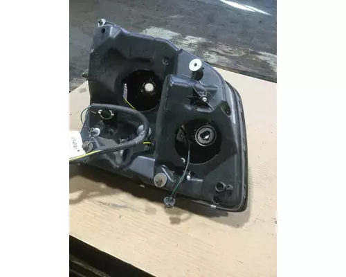 VOLVO VNL Headlamp Assembly