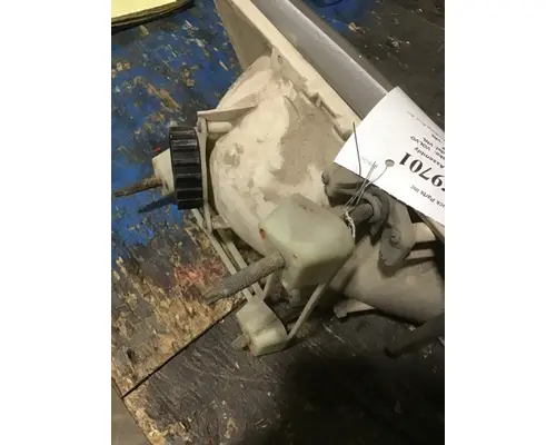 VOLVO VNL Headlamp Assembly