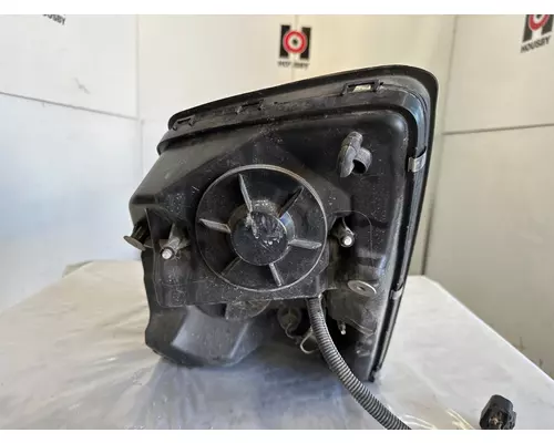 VOLVO VNL Headlamp Assembly