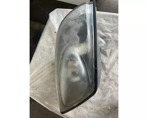 VOLVO VNL Headlamp Assembly