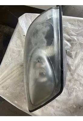 VOLVO VNL Headlamp Assembly