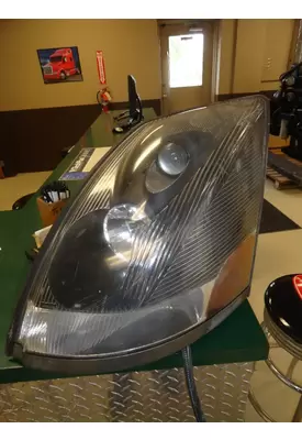 VOLVO VNL Headlamp Assembly