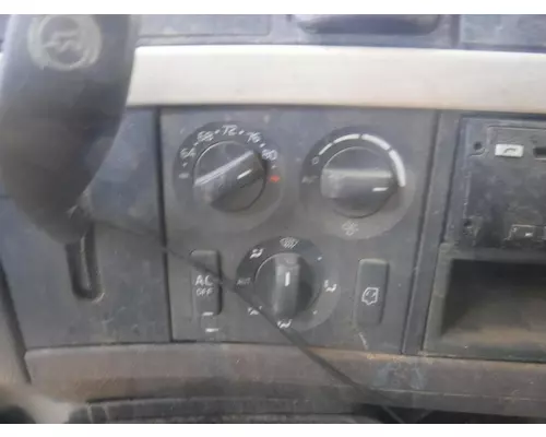 VOLVO VNL Heater  AC Control