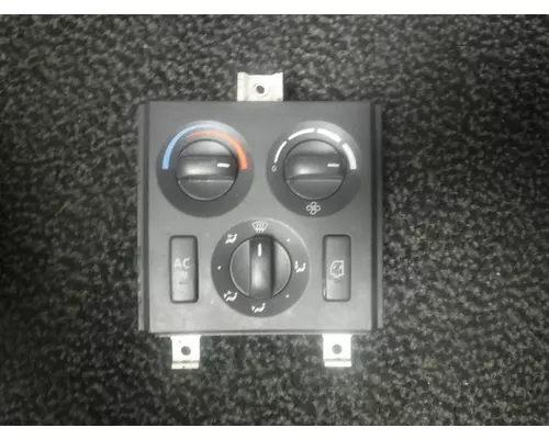 VOLVO VNL Heater  AC Control