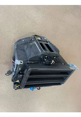 VOLVO VNL Heater Core