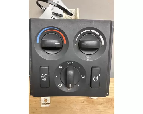 VOLVO VNL HeaterAir Cond Parts, Misc