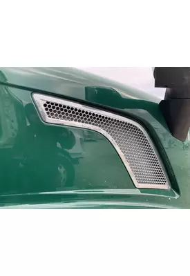 VOLVO VNL Hood Vent