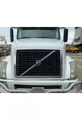 VOLVO VNL Hood