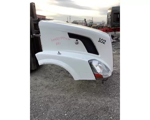 VOLVO VNL Hood