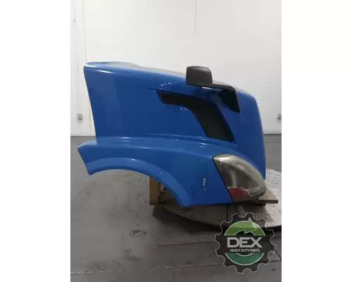 VOLVO VNL Hood