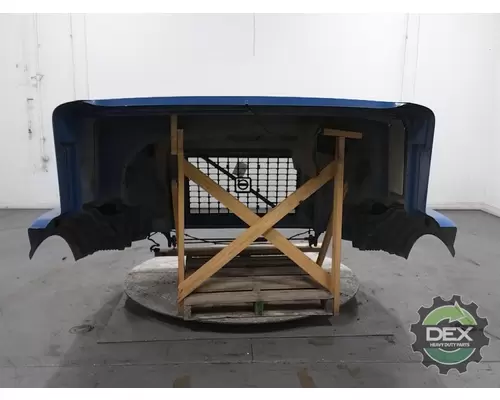 VOLVO VNL Hood
