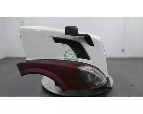 VOLVO VNL Hood