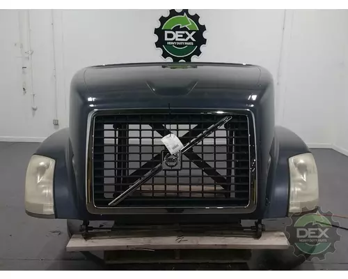 VOLVO VNL Hood