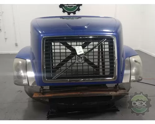 VOLVO VNL Hood
