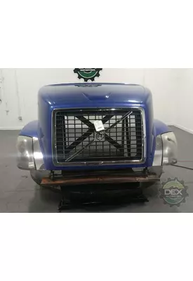 VOLVO VNL Hood