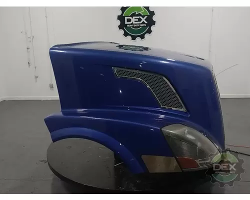 VOLVO VNL Hood